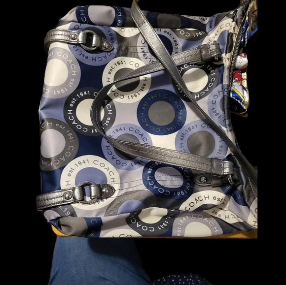 Coach Snaphead Print SATEEN Alexandra 3 Way Bag. Navy Silver , Grey.